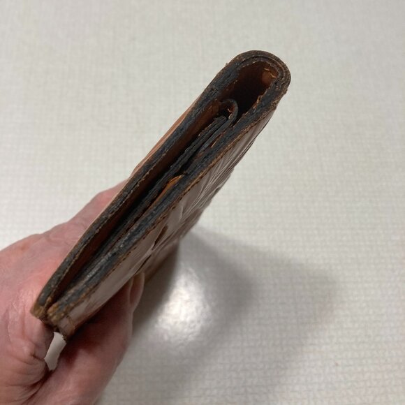 Like New Patricia Nash Cognac Evelyn Style Leather Wallet with cut outs - Picture 5 of 9